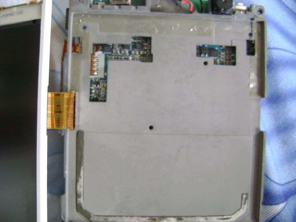 [Samsung] Máy chưa bung nhưng keo 2 mặt, rồi có gì dính trong main kì kì vậy ta ?? - 8