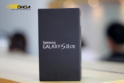 Galaxy-S-II-4G-LTE-01.jpg