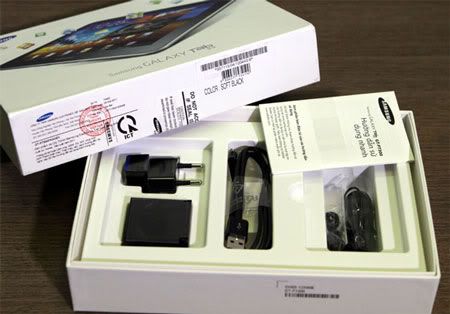 GalaxyTab89Unbox4_09d94.jpg