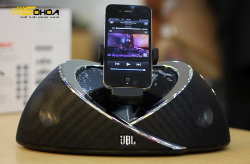 JBL-On-Beat-1.jpg