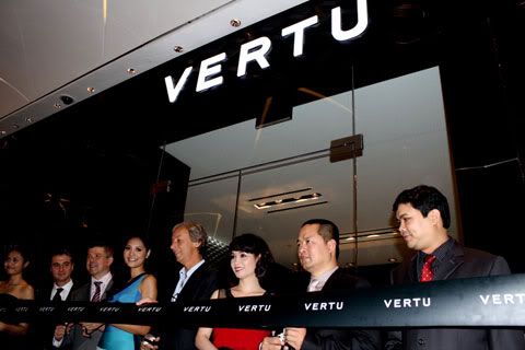 Vertu_Constellation_9.jpg