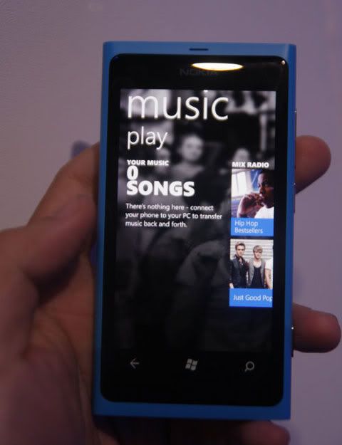 nokia_lumia_800_6.jpg