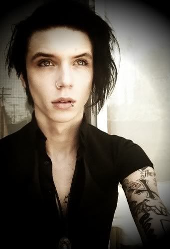 Andy Biersack photo: good times -3-3-3-3Andy-3-3-3-3-andy-biersack-30372707-341-500.jpg