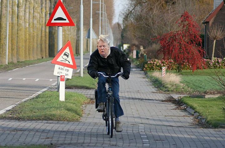 OpFiets_zpsfi6yc7fq.jpg