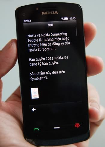 Nokia_700.jpg