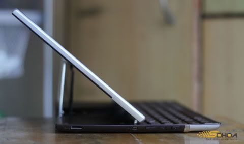 asus_eee_slider_4.jpg