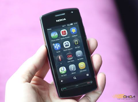 nokia_600_5.jpg