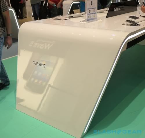 samsung_galaxy_tab_7-7_removed_ifa_sg_5.jpg