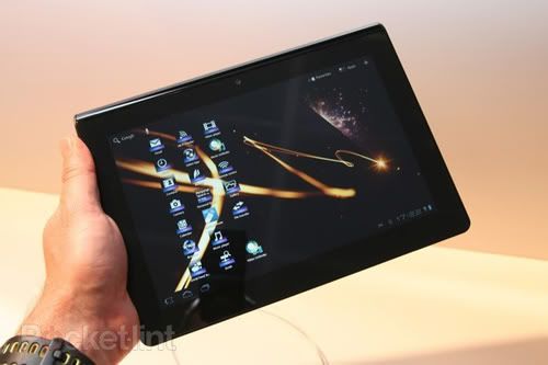 sony-tablet-s-hands-on-1.jpg