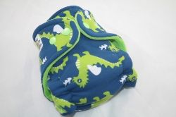 Baby Smaug {Newbie Hybrid Fitted, Lime CV}