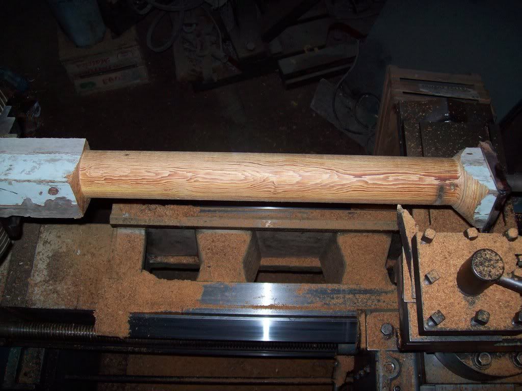 Mesa de Madera Pinotea Mesa de Madera Pinotea