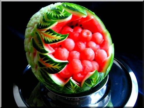 280709a508d0aArtofThaiFruitVegetableCarving6 Amazing Photos Of Fruit & Vegetable Carvings (Collection Pack 1)