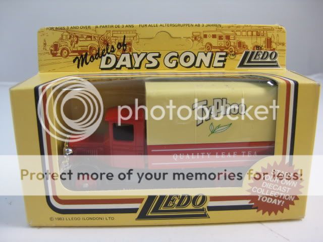 LLEDO DAYS GONE 1983 DIE CAST VEHICLE TY PHOO TEA TRUCK  